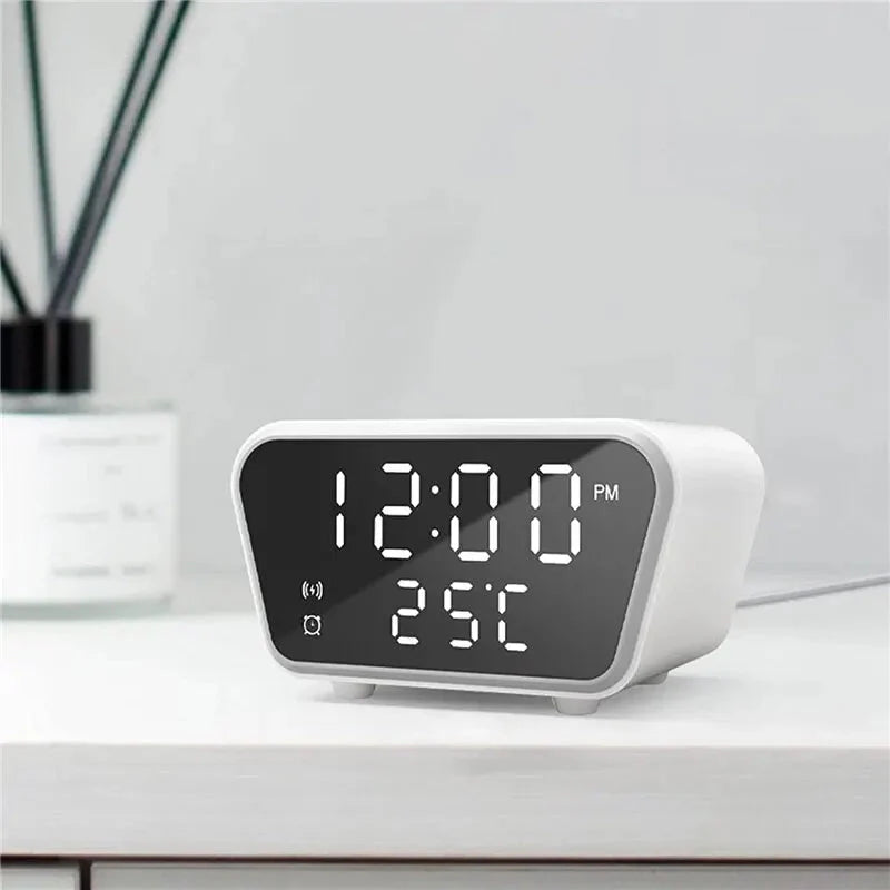 Réveil connecté chargeur induction