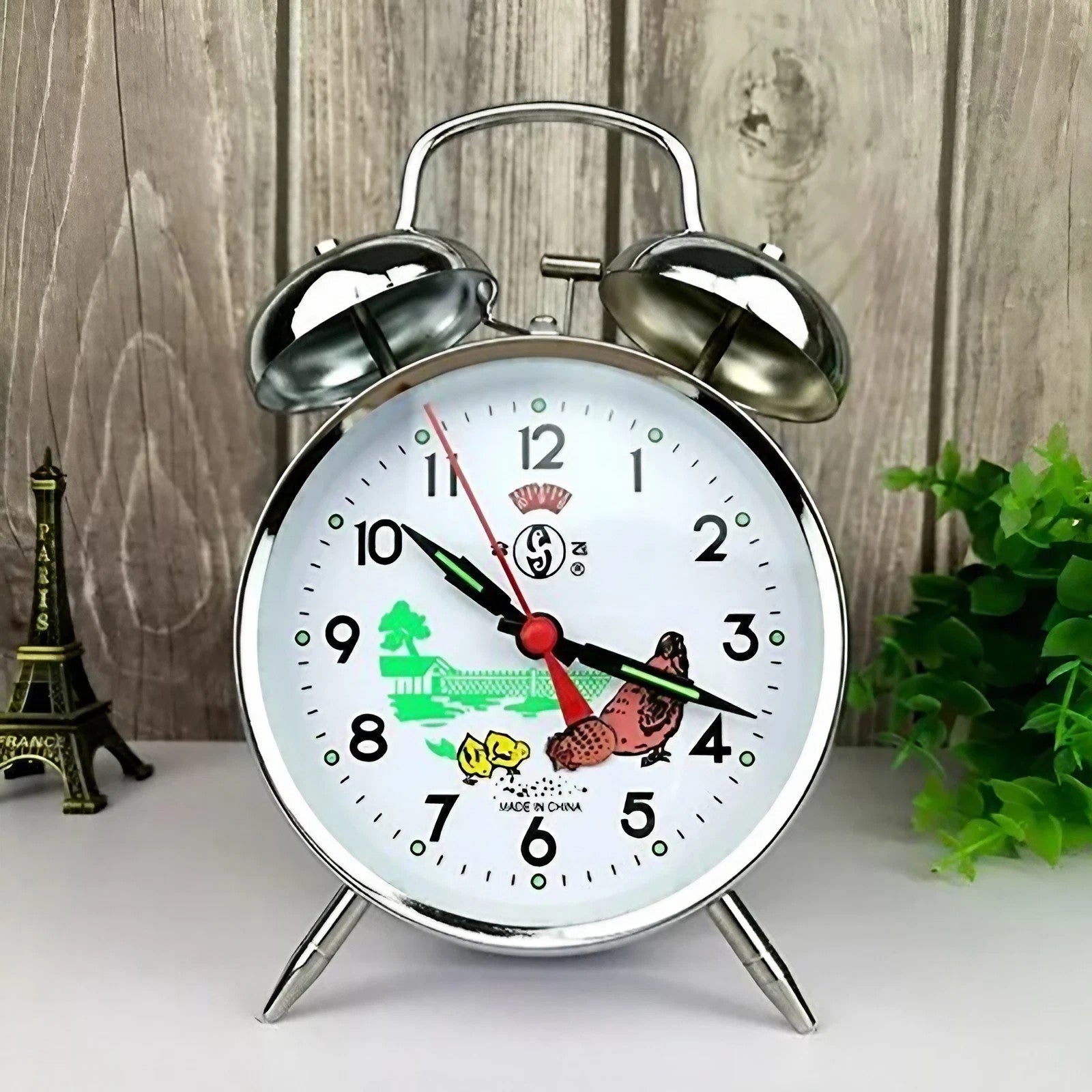 Réveil mécanique avec trotteuse