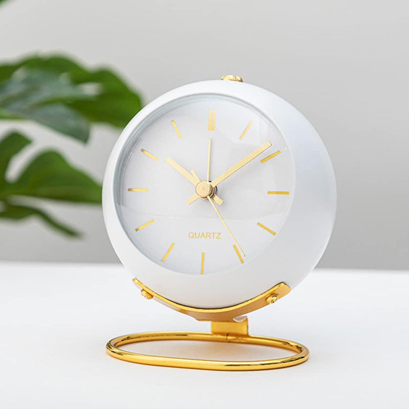 Réveil vintage blanc